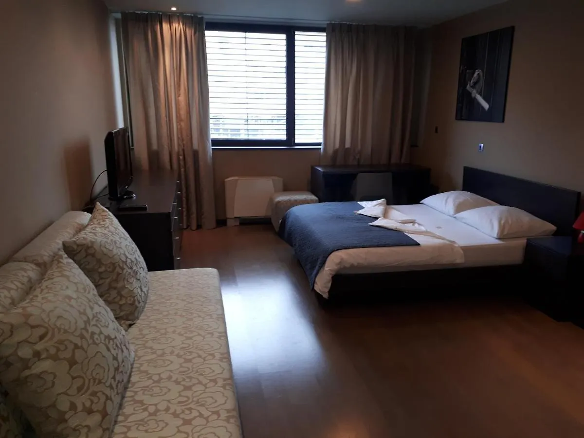 Nitro Rooms Lublana