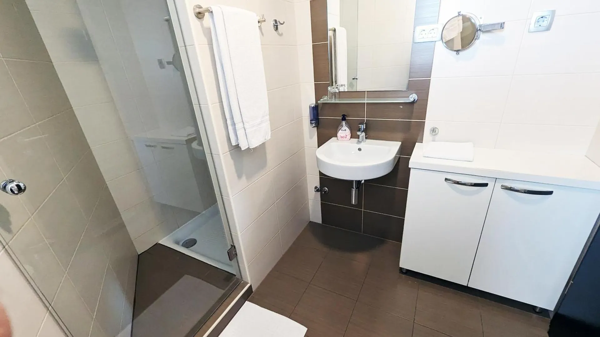 Nitro Rooms Lublana Apartament